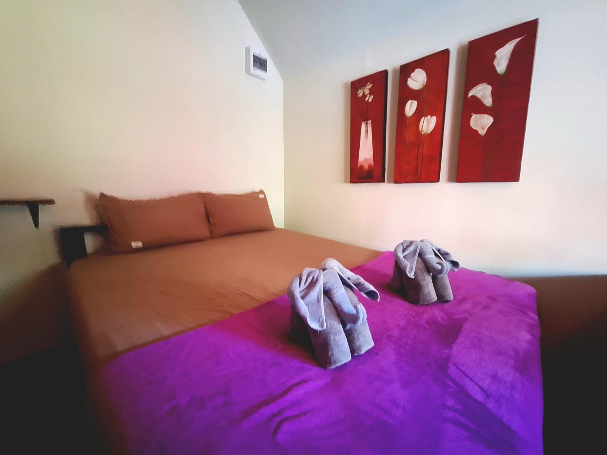 Breizh Cape Beach Bungalows Ko Lanta Rom bilde